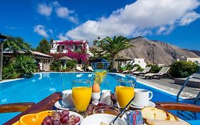 Holiday Beach Resort